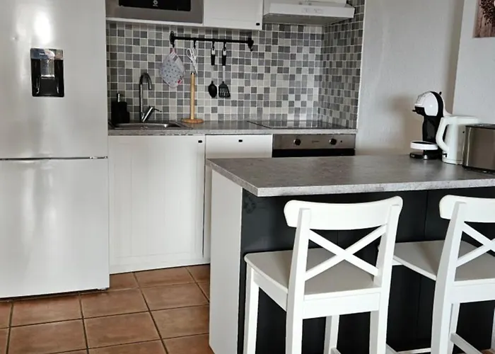 Sunshine Paraiso 公寓 阿德耶